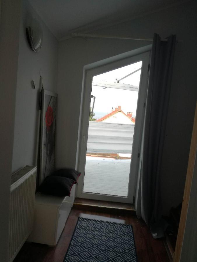 Niezalezne Pietro W Domu Z Widokiem Na Morze Apartman Gdynia Kültér fotó